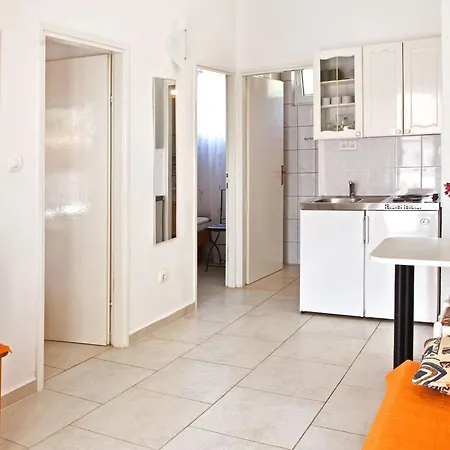 Gemuetliches- Familienfreundliches Steinhaus By Interhome